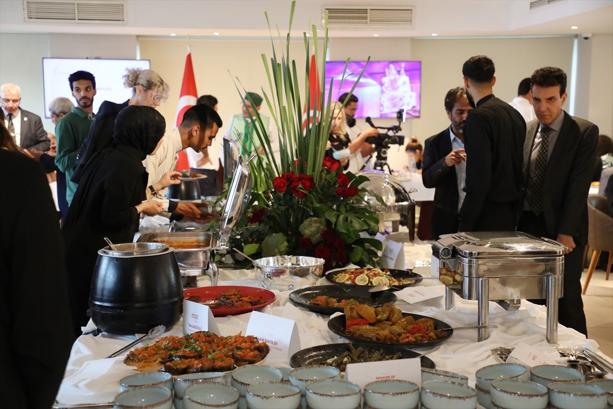 Cumhurbaşkanlığının ve Emine Erdoğan’ın himayesinde, Kültür ve Turizm Bakanlığının desteğiyle her...