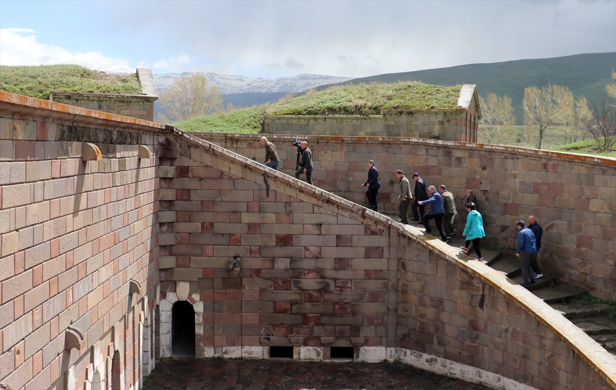 Doğu Cephesi'nin tarihsel mirasını korumak ve gelecek kuşaklara aktarmak amacıyla düzenlenen "Doğu...