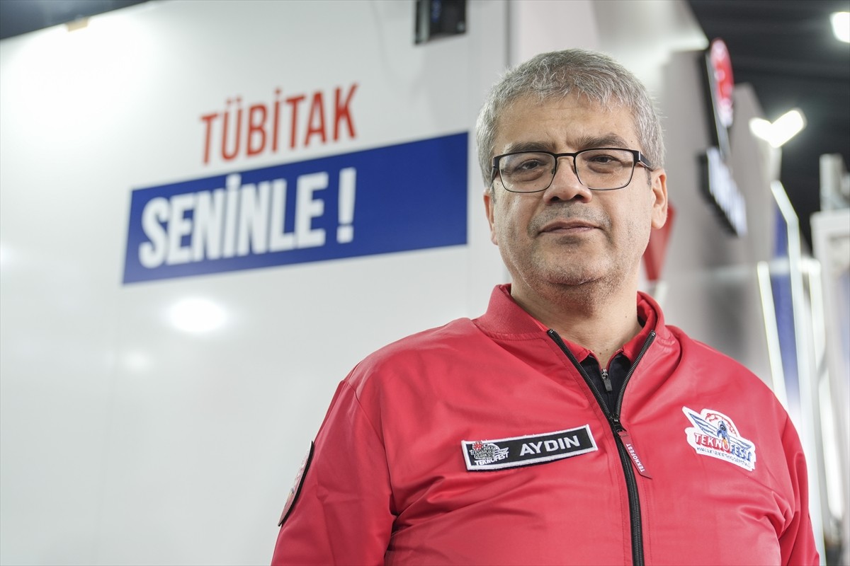 Dünyanın en büyük havacılık, uzay ve teknoloji festivali Havacılık, Uzay ve Teknoloji Festivali...