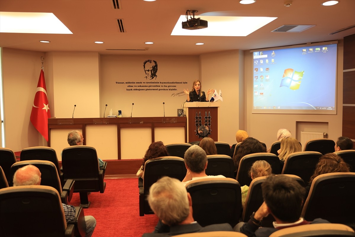 Edirne Ticaret ve Sanayi Odası'nda ApiTURroute Projesi kapsamında arıcılıkla doğa turizmini...