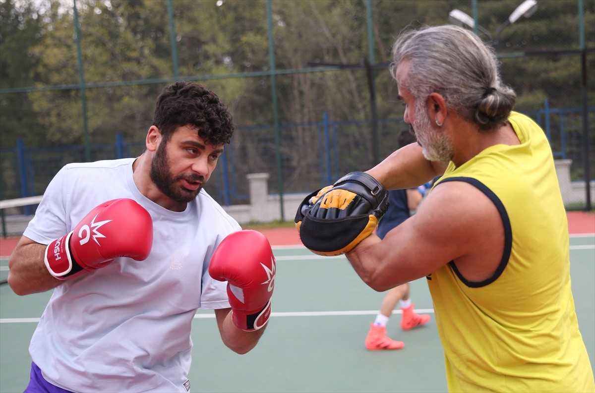Erkek Boks Milli Takımı, Polonya'da düzenlenecek 2025 Feliks Stamm Dünya Boks Kupası'nda 10...