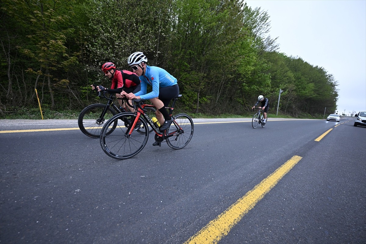 Gazi Mustafa Kemal Atatürk'ün Selanik'te doğduğu evin bahçesinden Samsun'a ulaştırılmak üzere...