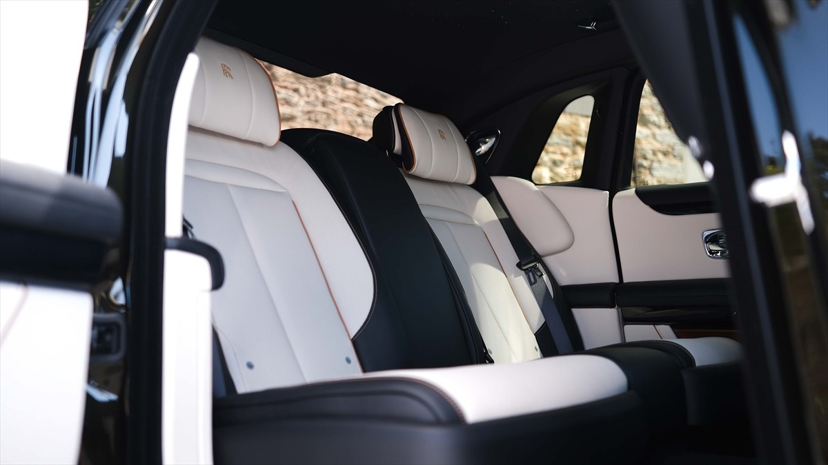 Ghost Series II, Ghost Extended Series II ve Black Badge Ghost Series II olmak üzere üç farklı...