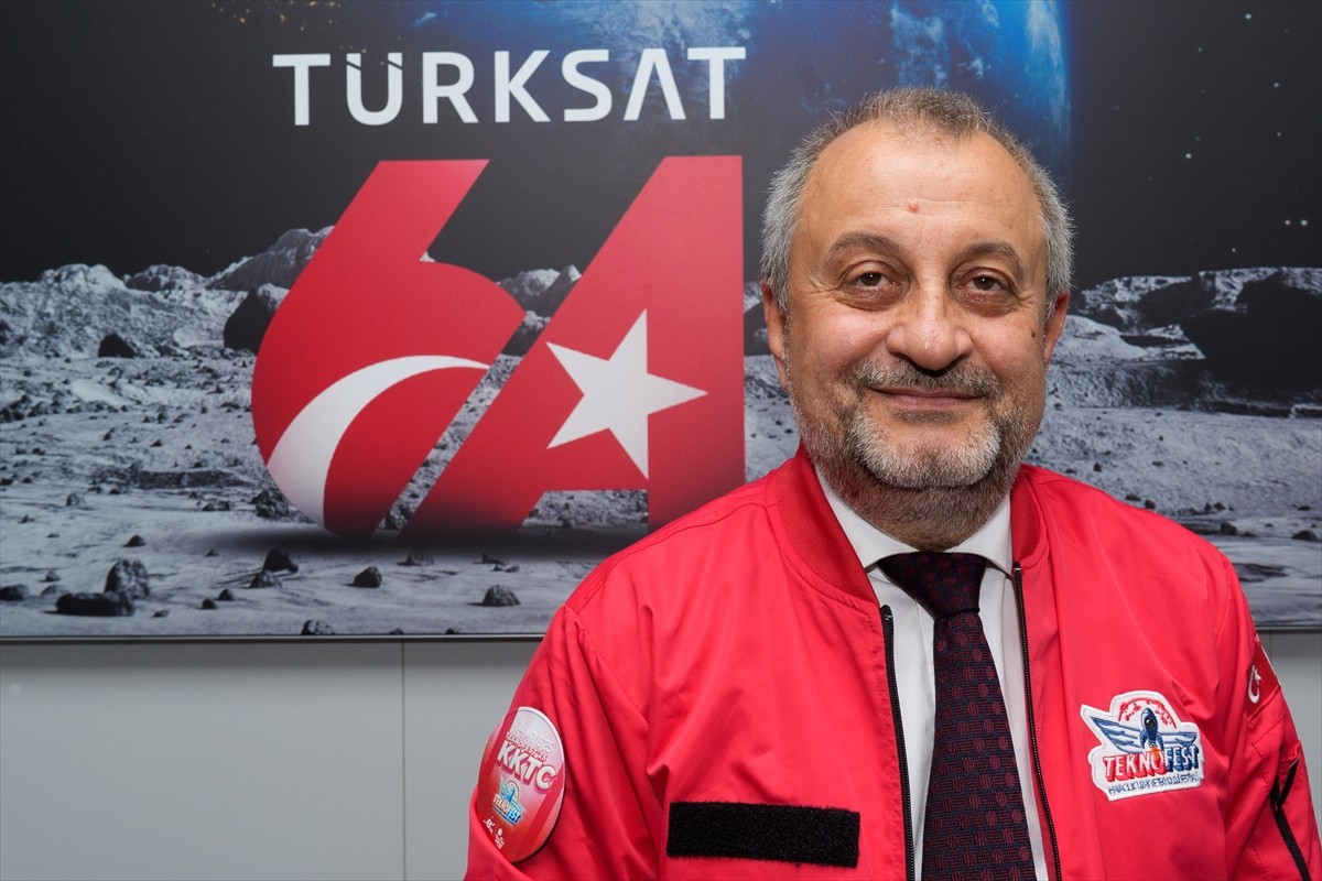 Haberleşme uydusu Türksat 6A'nın devreye alınmasıyla Türksat 7A için hazırlıklara başlayan...