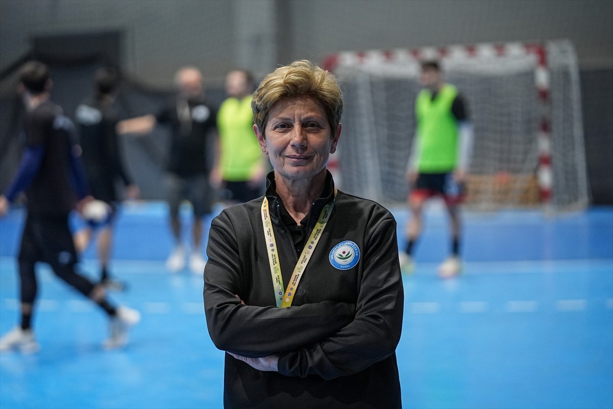 Hentbol Erkekler Süper Ligi play-off final serisinde Beşiktaş ile karşılaşacak Nilüfer...