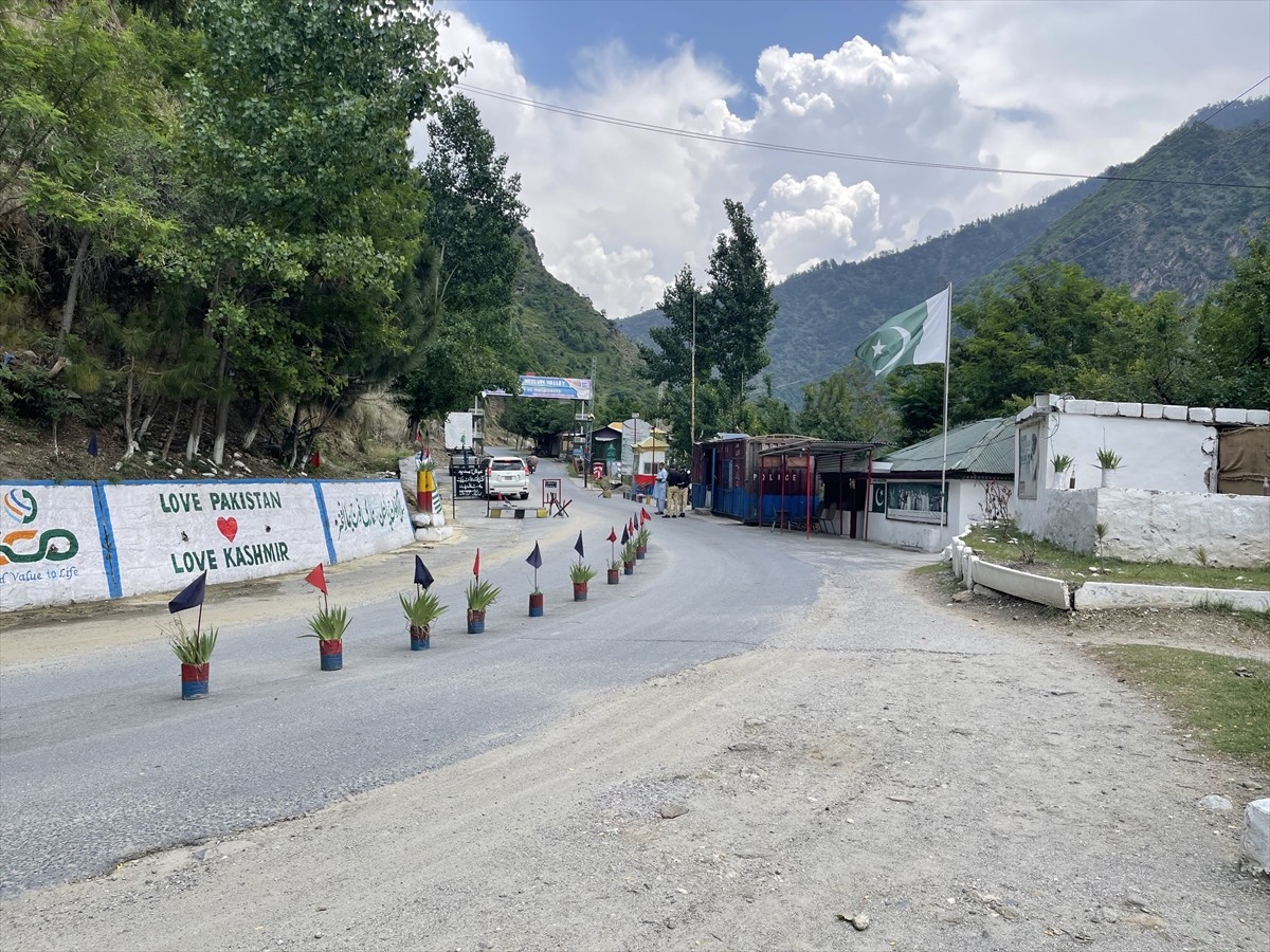 Hindistan'ın 7 Mayıs'ta Pakistan’a saldırmasıyla başlayan ve 4 gün süren gerilimin dün ateşkesle...