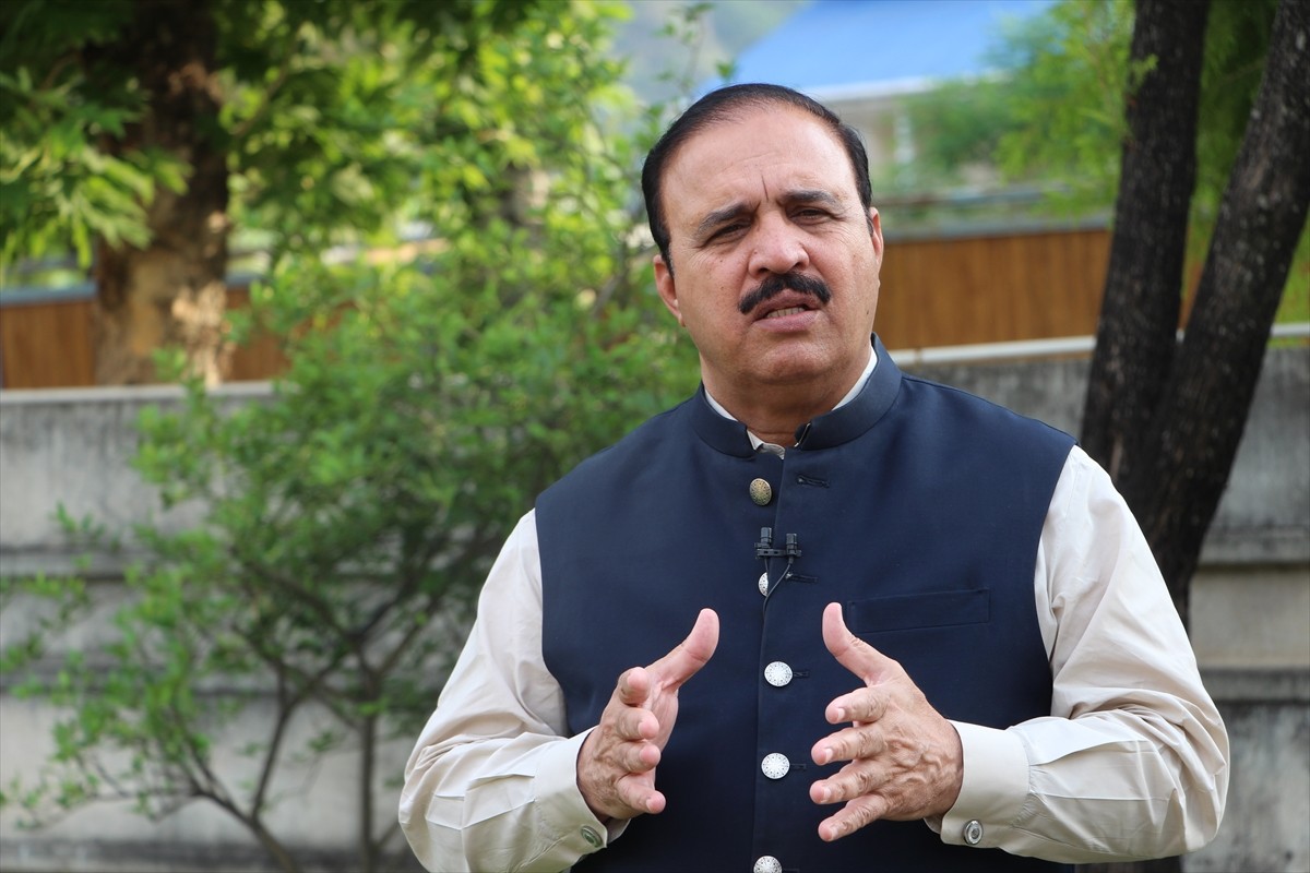 Hindistan, Cammu Keşmir'de düzenlenen saldırının ardından Pakistan ile artan gerginlik nedeniyle...