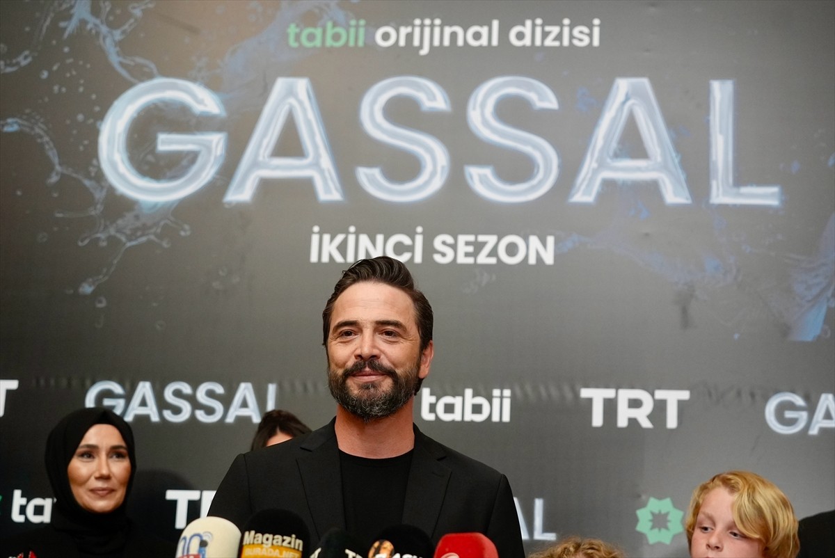 İlk sezonuyla izlenme rekorları kıran ve sosyal medyada geniş yankı uyandıran, Türkiye'nin...