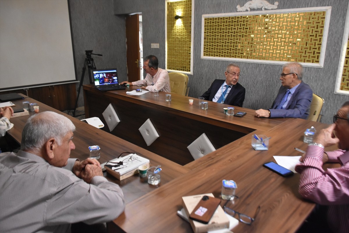 Irak'ın Kerkük kentinde "19. Uluslararası Türk Sanatı, Tarihi ve Folkloru Kongresi" düzenlendi....