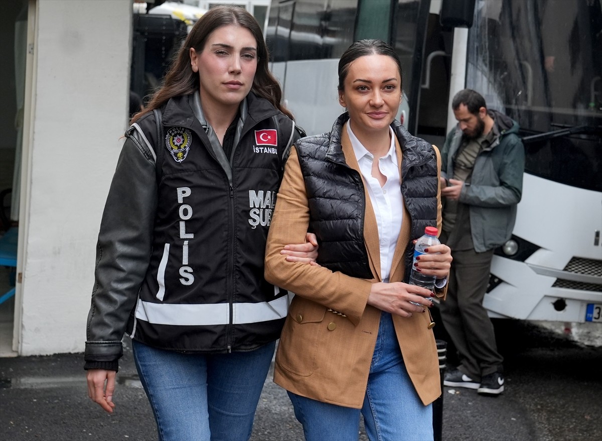 İstanbul Büyükşehir Belediyesine (İBB) yönelik yolsuzluk soruşturması kapsamında, İSTAÇ, KİPTAŞ ve...