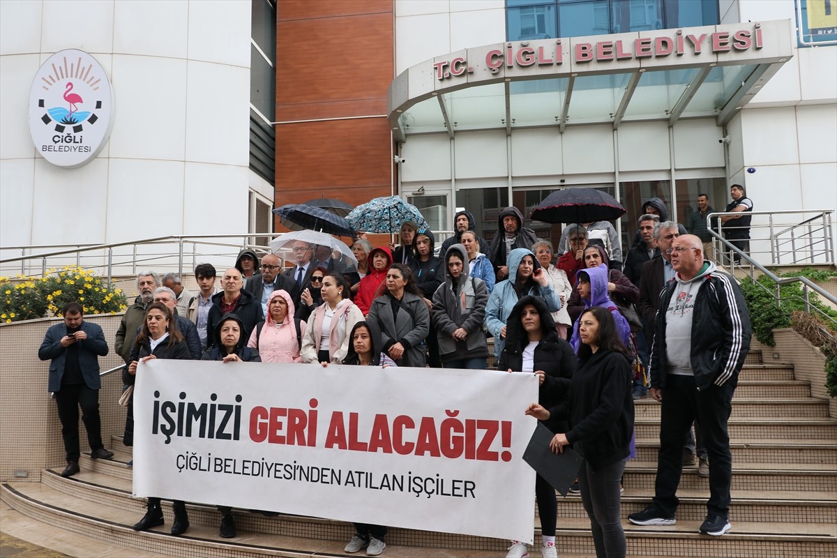 İzmir'in Çiğli Belediyesi'nde 10 Haziran 2024'te işten çıkarılan 17 kadın işçi, seslerini CHP...