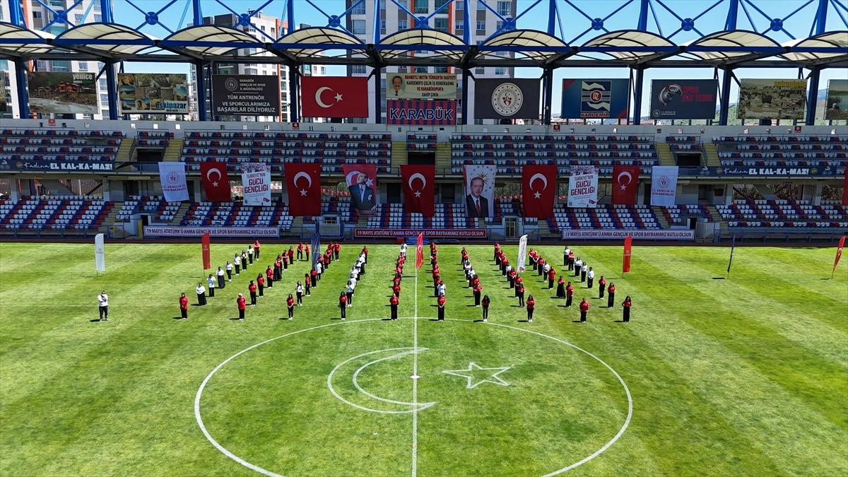 Karabük'te 19 Mayıs Atatürk'ü Anma, Gençlik ve Spor Bayramı dolayısıyla Dr. Necmettin Şeyhoğlu...
