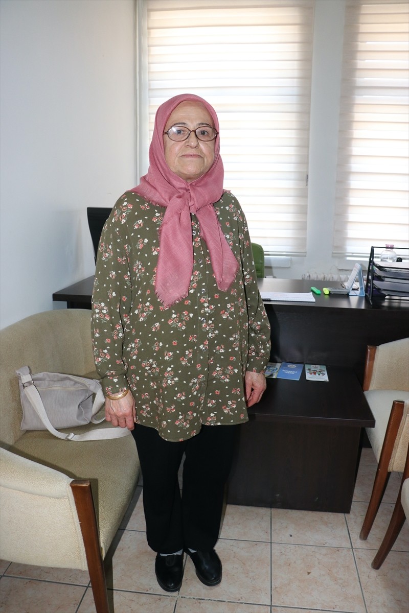 Kastamonu'da Sağlıklı Hayat Merkezi'nde diyetisyene giden 66 yaşındaki Nihal Baltacı (fotoğrafta)...