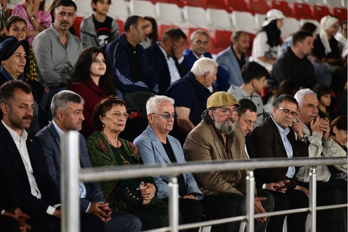 Kültür ve Turizm Bakanlığı Sinema Genel Müdürlüğünün katkılarıyla bu yıl 4'üncüsü düzenlenen...