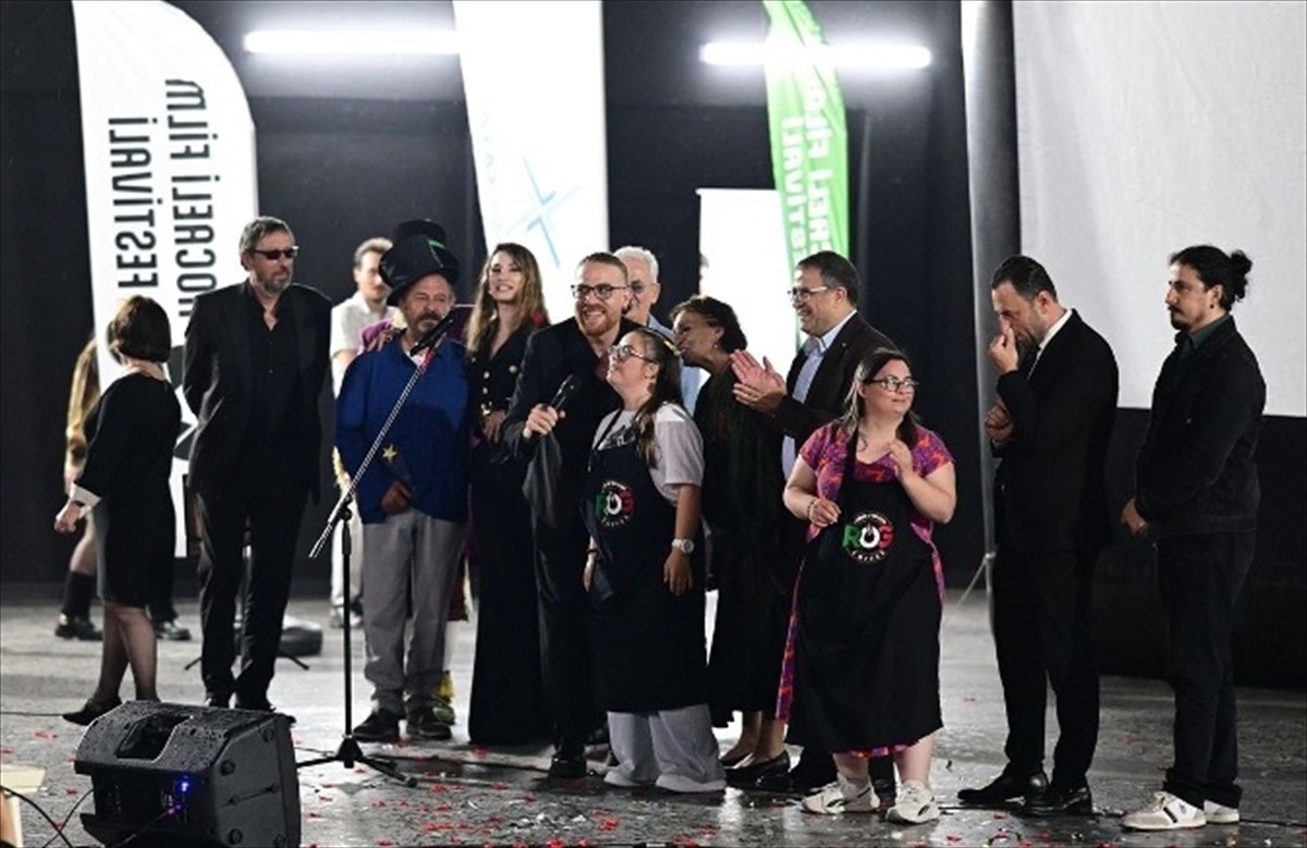 Kültür ve Turizm Bakanlığı Sinema Genel Müdürlüğünün katkılarıyla bu yıl 4'üncüsü düzenlenen...