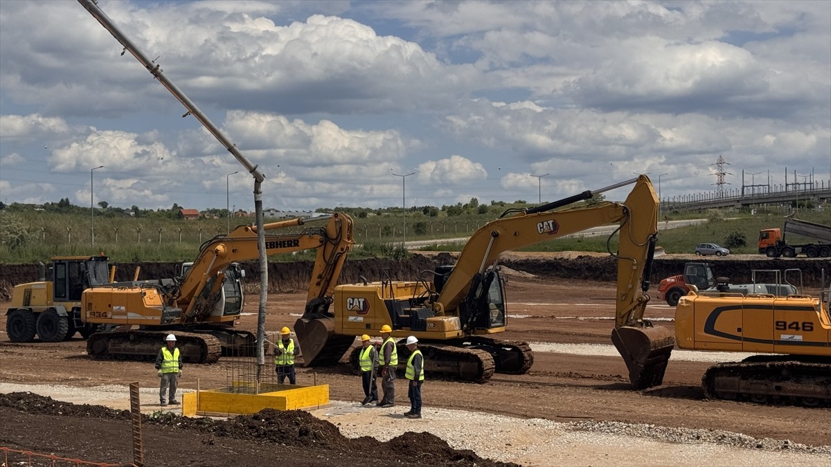 Kuzey Makedonya'nın başkenti Üsküp'te, Bursa'da faaliyet gösteren Şahterm Şirketler Grubunca...