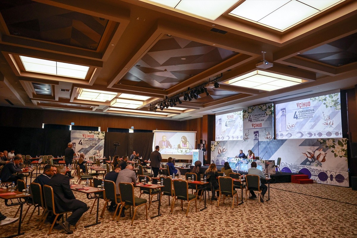 Mersin'de gerçekleştirilen "4. Çukurova İç Hastalıkları Günleri" tamamlandı. Çukurova İç...