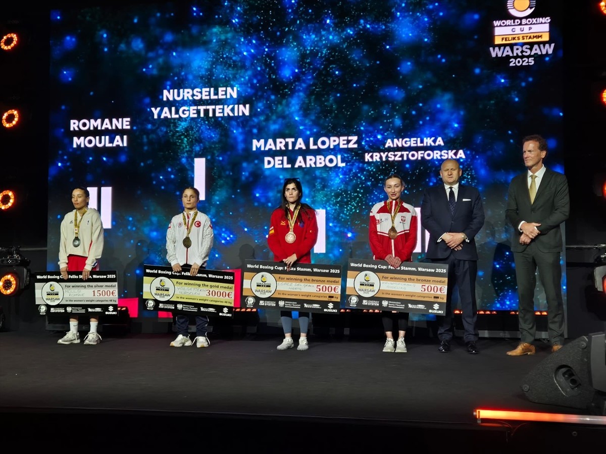 Milli boksörler, Polonya'da düzenlenen 2025 Feliks Stamm Dünya Boks Kupası'nda 2'si altın 9...