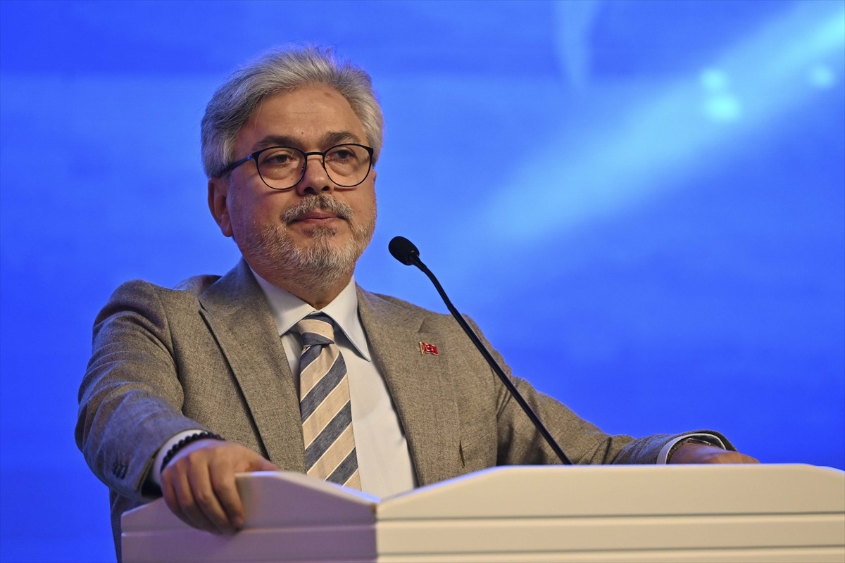 Milli Eğitim Bakanlığınca, çocuk edebiyatının eğitimdeki rolünü güçlendirmek amacıyla Ankara Hacı...