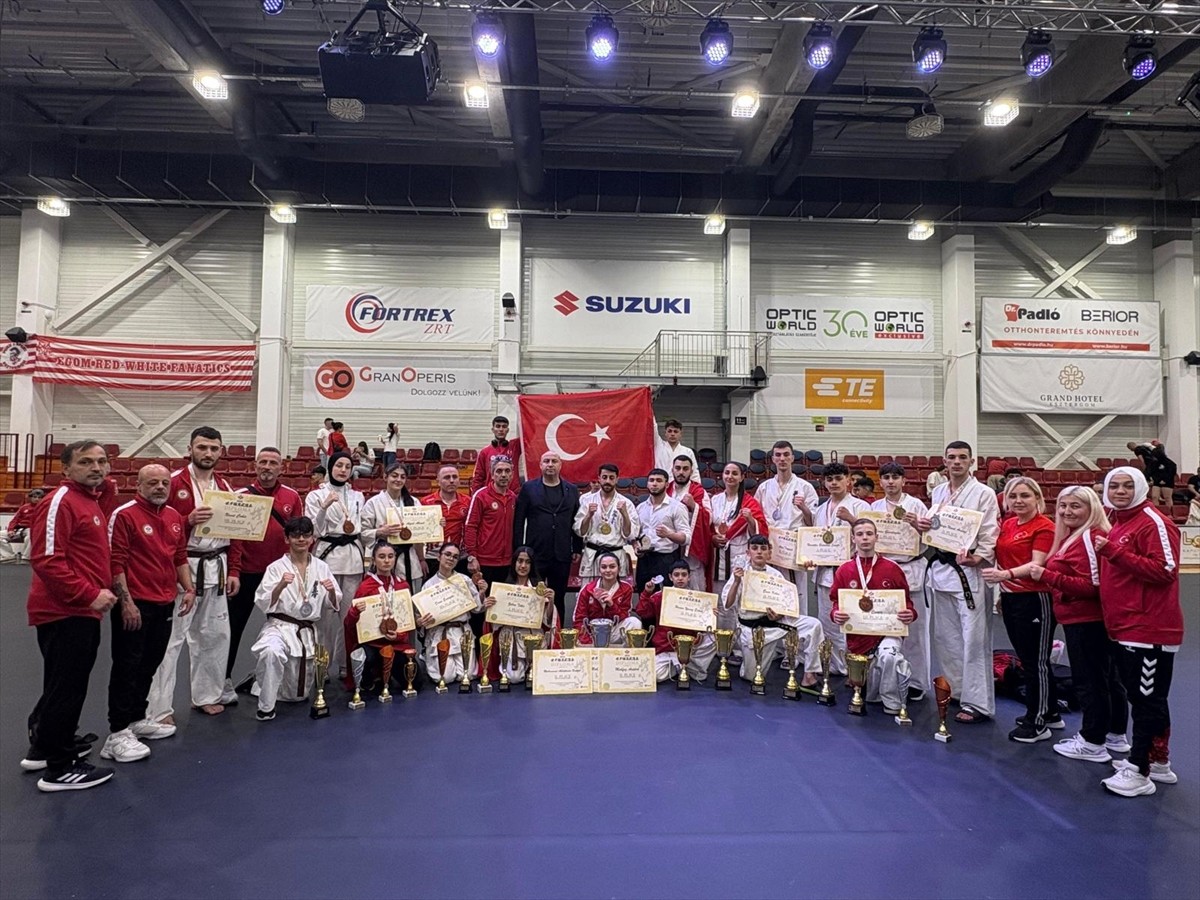 Milli wushu sporcuları, Macaristan'da düzenlenen 8. Budokaido Avrupa Şampiyonası'nda 4 altın, 7...