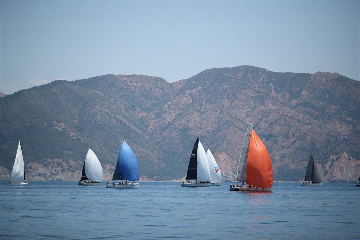 Muğla'nın Marmaris ilçesinde bu yıl 11'inci kez düzenlenen Nurolbank Loryma Cup Yat Yarışları'nda...
