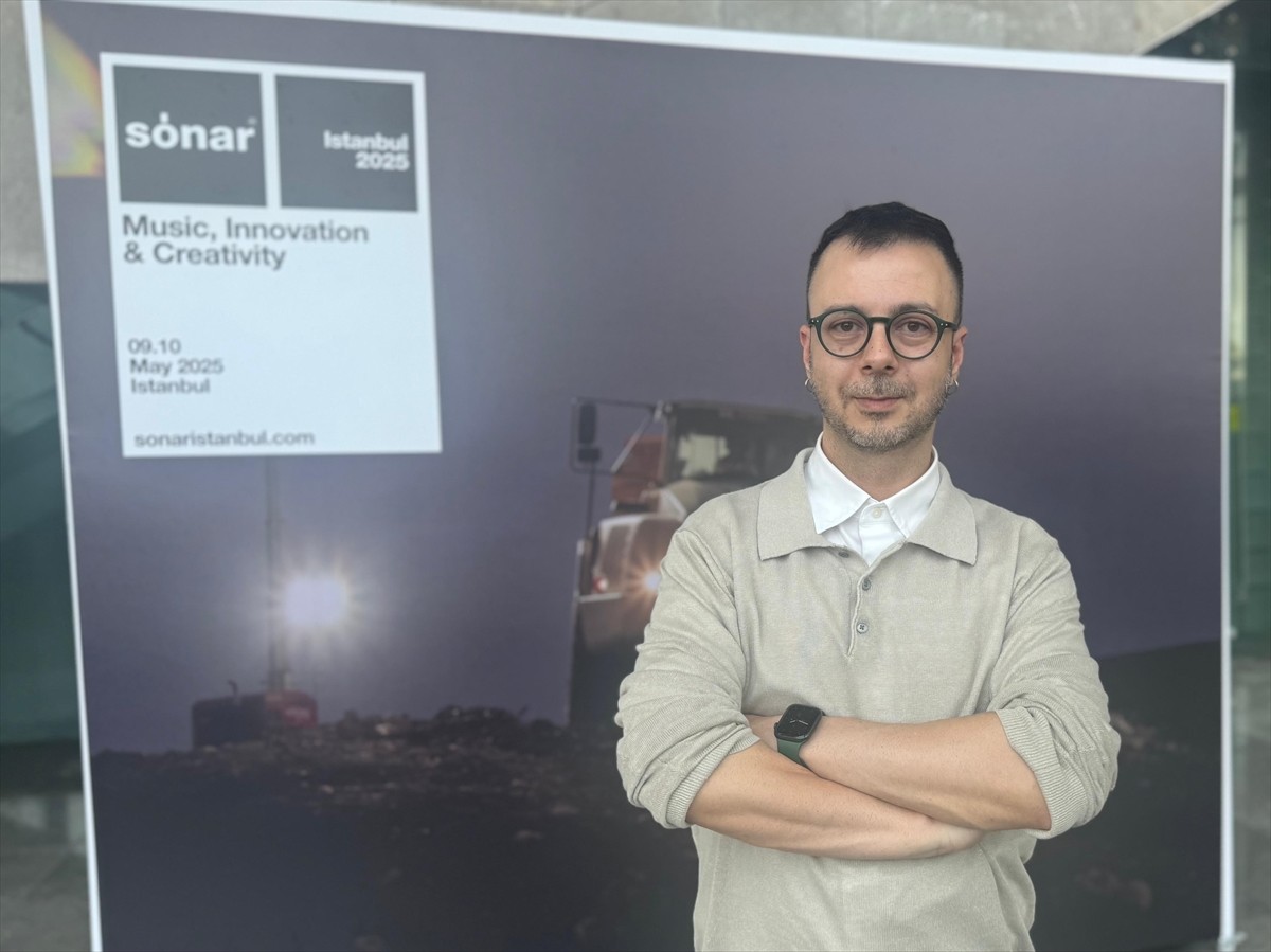 Müzik ve yeniliği birleştiren Sonar İstanbul 2025, 9-10 Mayıs'ta Zorlu PSM'de başlıyor. Zorlu PSM...