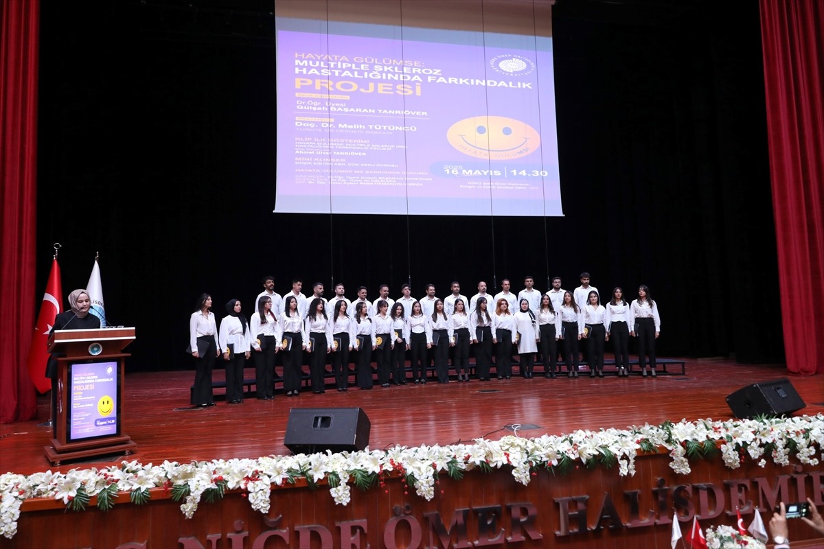 Niğde Ömer Halisdemir Üniversitesi (NÖHÜ) bünyesinde yürütülen "Hayata Gülümse: MS (Multiple...