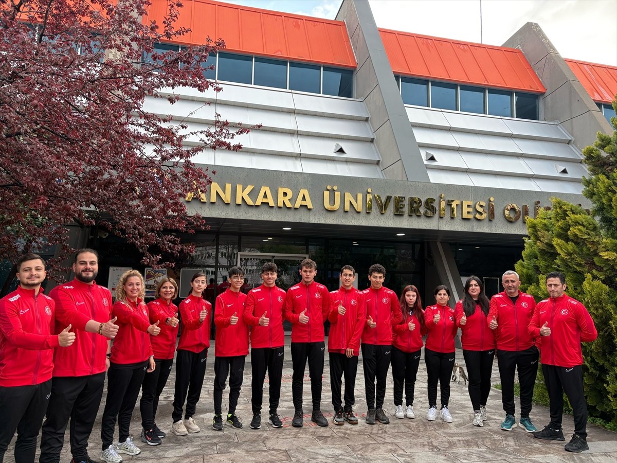 Özel Sporcular Yüzme Milli Takımı, Avrupa Para Gençlik Oyunları (EPYG) hazırlıkları için Ankara...