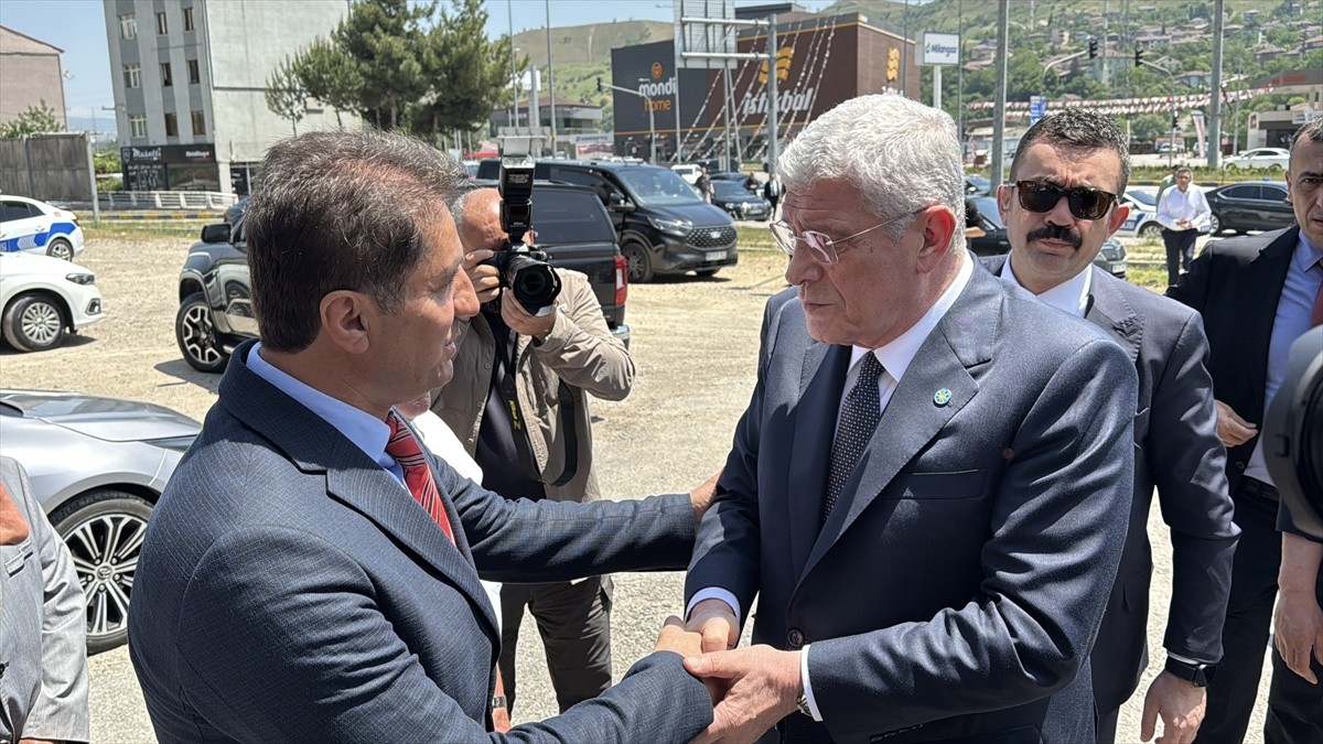 Programları kapsamında Karabük’e gelen İYİ Parti Genel Başkanı Müsavat Dervişoğlu (fotoğrafta)...