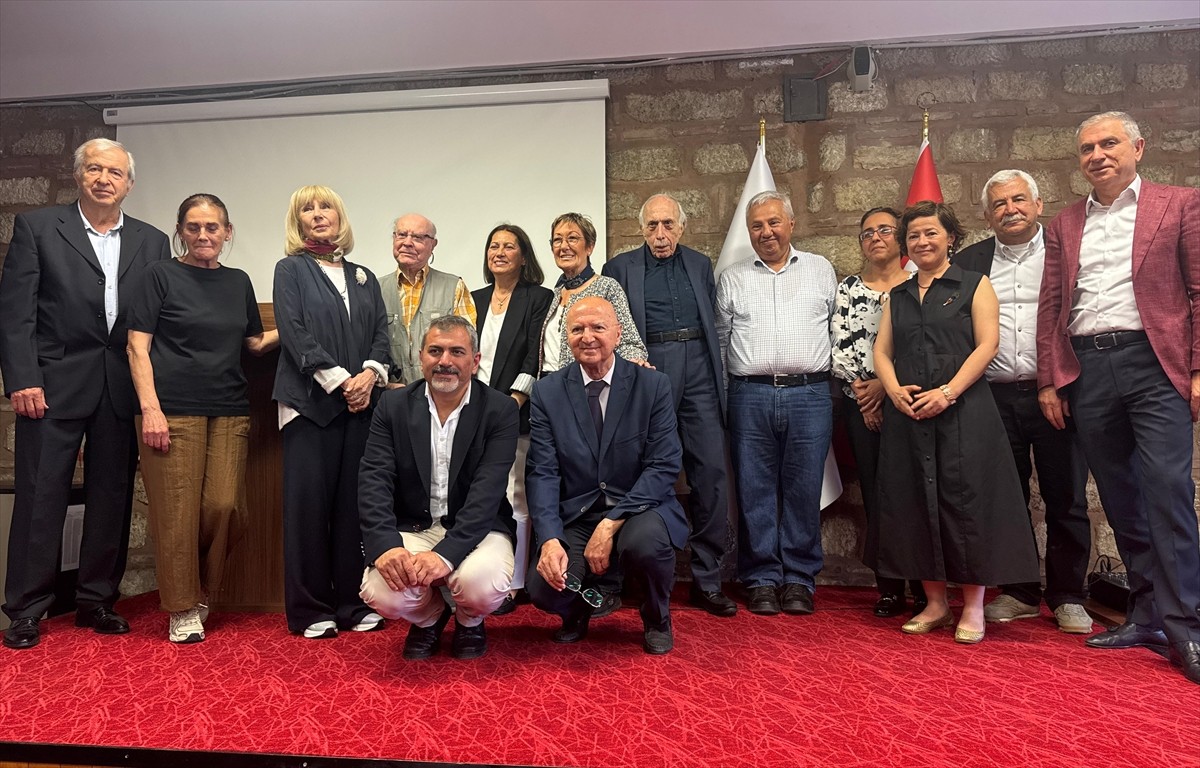  "54. Orhan Kemal Roman Armağanı", son romanı ve tüm eserleri göz önünde bulundurularak, yazar...