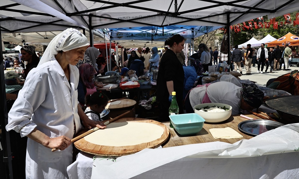 Sinop'ta Türk Mutfağı Haftası kapsamında Yöresel Lezzetler ve Coğrafi İşaretli Ürünler Tanıtım ve...