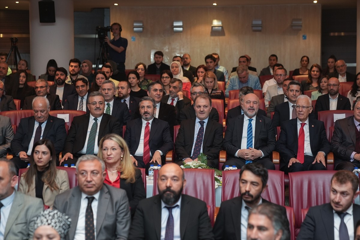 Sosyal Güvenlik Kurumu'nda (SGK) Sosyal Güvenlik Haftası Buluşması düzenlendi. Etkinliğe Çalışma...