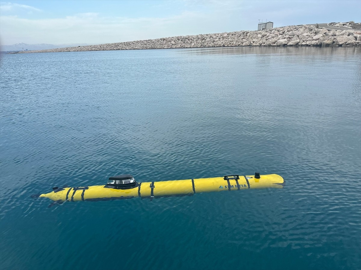 STM’nin, yerli ve milli imkanlarla geliştirdiği, insansız otonom su altı aracı "STM NETA" deniz...