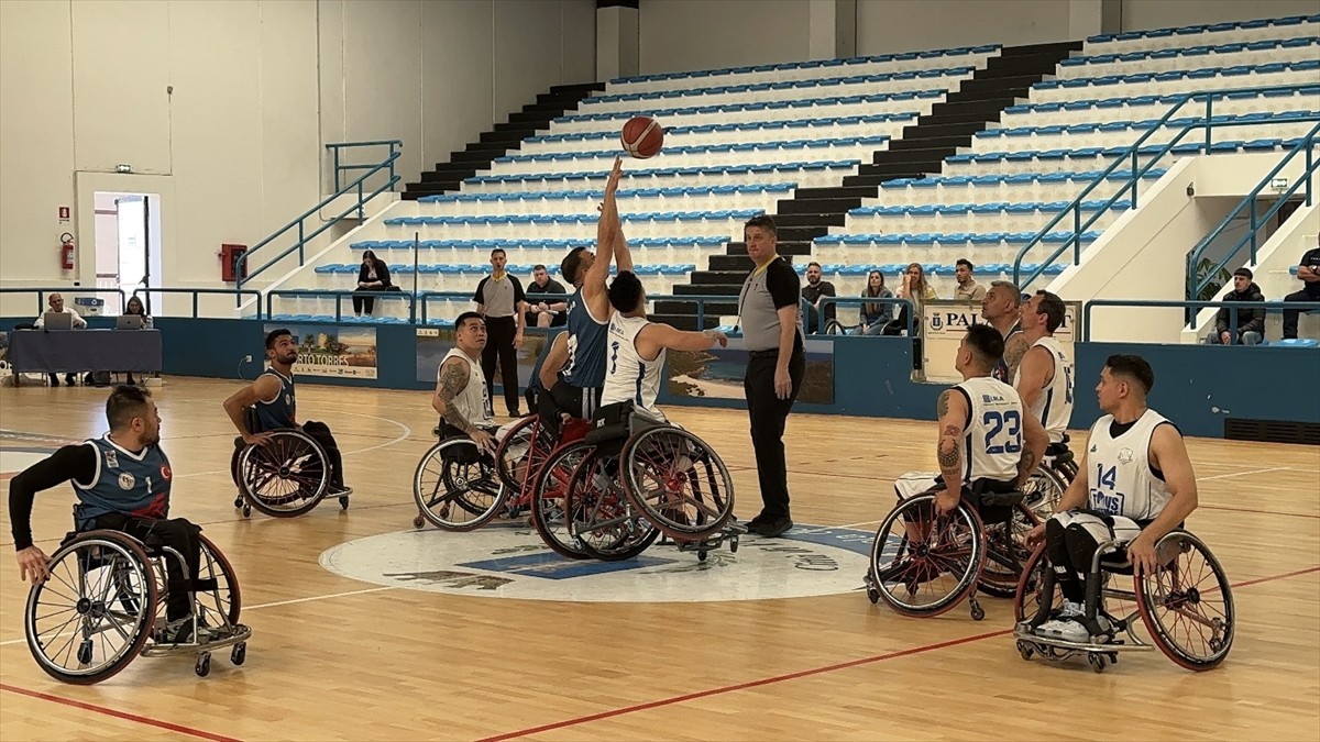 Tekerlekli Sandalye Basketbol Süper Ligi takımlarından Tosyalı İskenderun Engelliler Spor Kulübü...