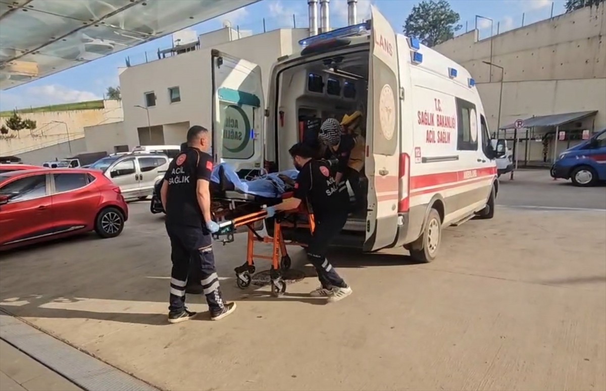 Tokat’ın Erbaa ilçesinde çıkan silahlı kavgada 1 kişi öldü, 1 kişi yaralandı. Yaralanan Günay Y....