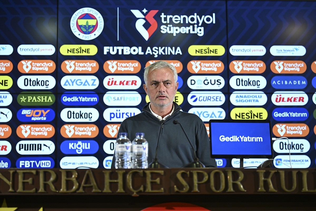 Trendyol Süper Lig'in 38. haftasında Fenerbahçe ile TÜMOSAN Konyaspor takımları, Ülker Stadı'nda...