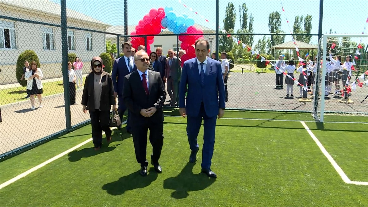 Türk İşbirliği ve Koordinasyon Ajansı Başkanlığı (TİKA), Azerbaycan'ın Lenkeran ilinde, sağlık...