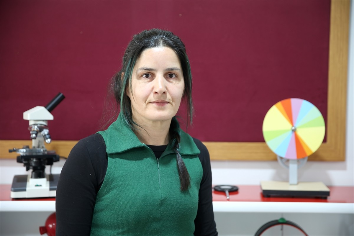 Türkiye'nin ilk astronotu Alper Gezeravcı tarafından Uluslararası Uzay İstasyonu'nda deneyini...