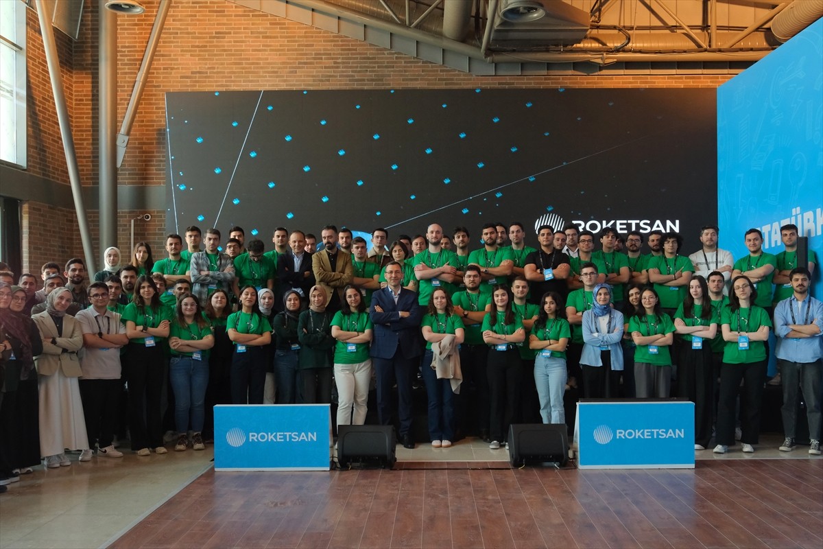 Türkiye'nin milli roket ve füze sistemlerinin geliştirilmesinde öncü rol üstlenen Roketsan, 19...