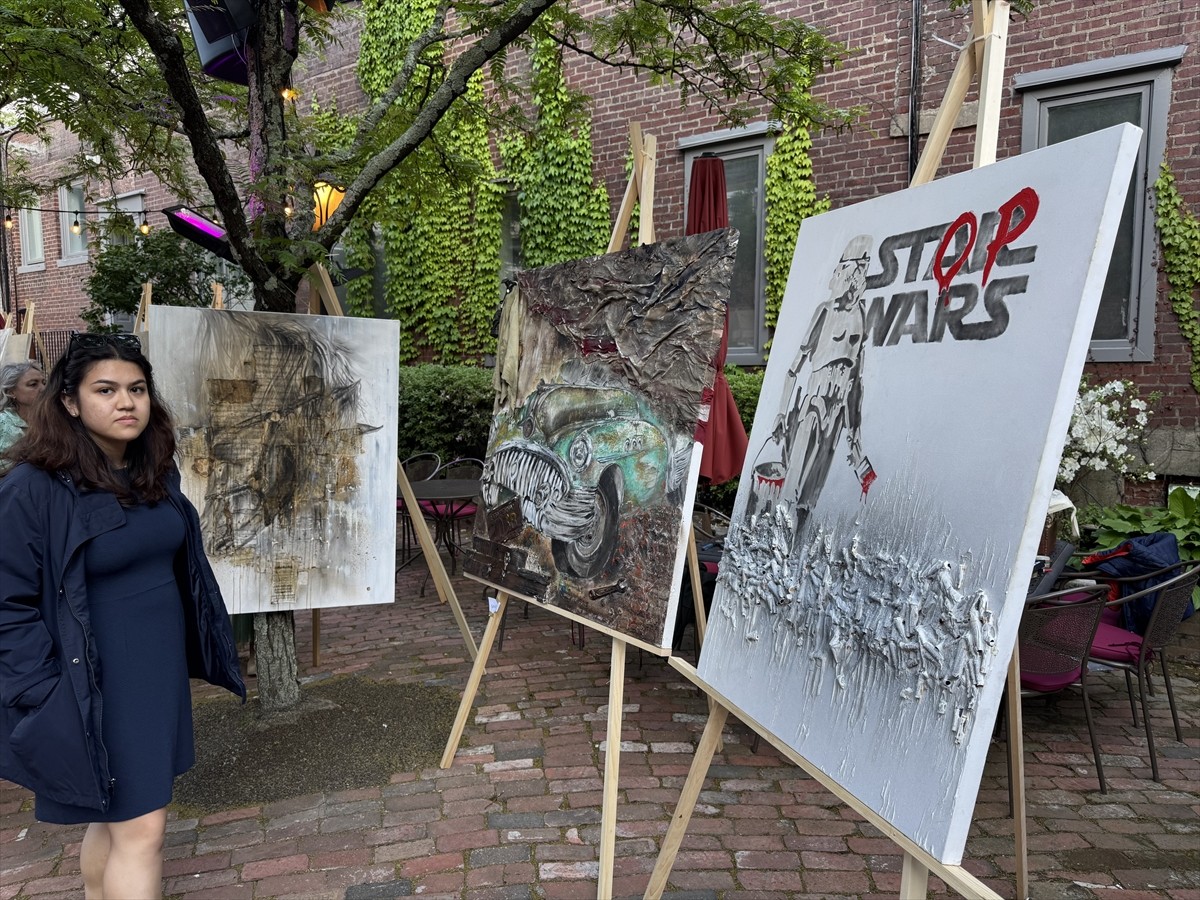 Türkiye'nin tanınmış fotoğraf sanatçılarından Koray Kasap, ABD'nin New Jersey eyaletinde, Türk...