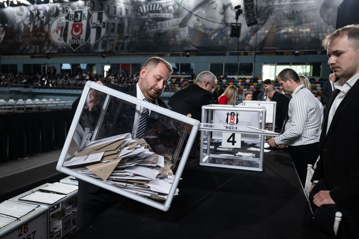 Türkiye Atletizm Federasyonu Ataköy Atletizm Salonu'nda gerçekleştirilen, Beşiktaş Kulübünün...