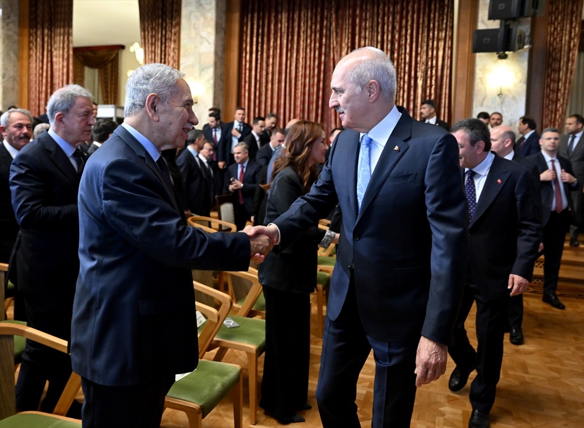 Türkiye Büyük Millet Meclisi (TBMM) Başkanı Numan Kurtulmuş, meclis tören salonunda düzenlenen...