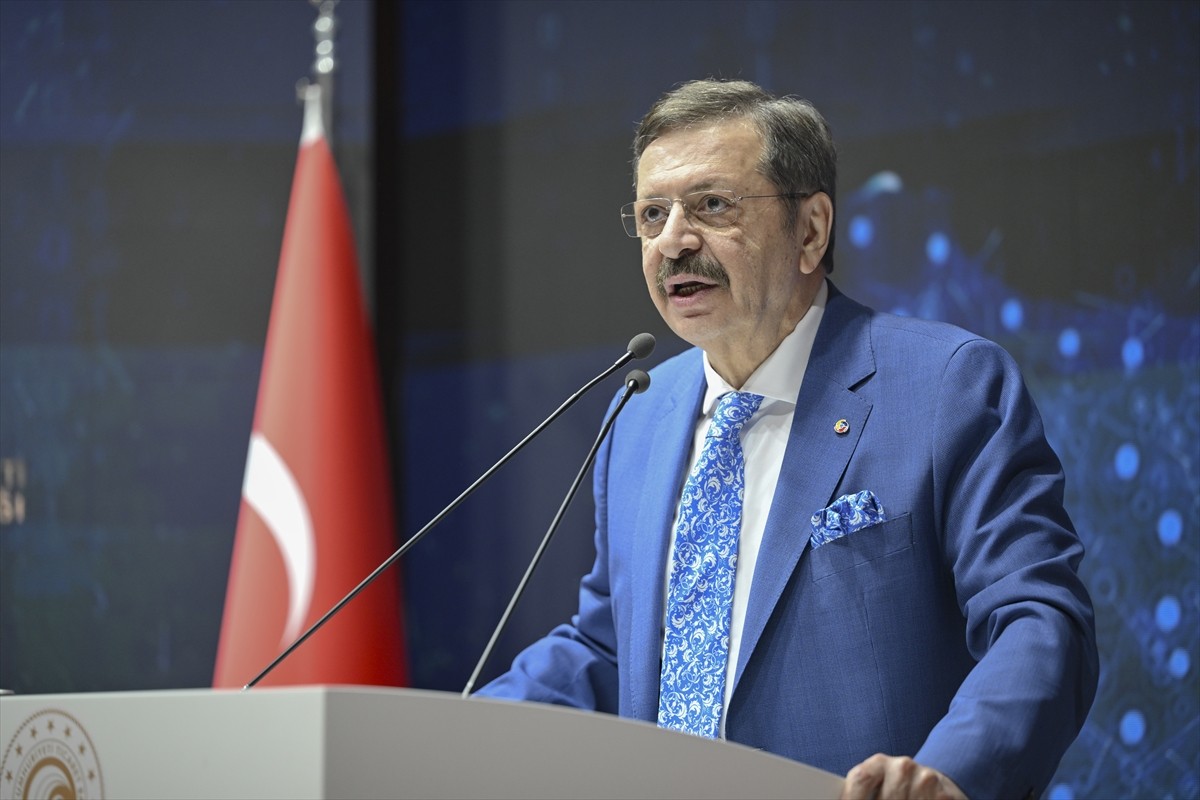 Türkiye Odalar ve Borsalar Birliği (TOBB) Başkanı Rifat Hisarcıklıoğlu, Ticaret Bakanlığı...