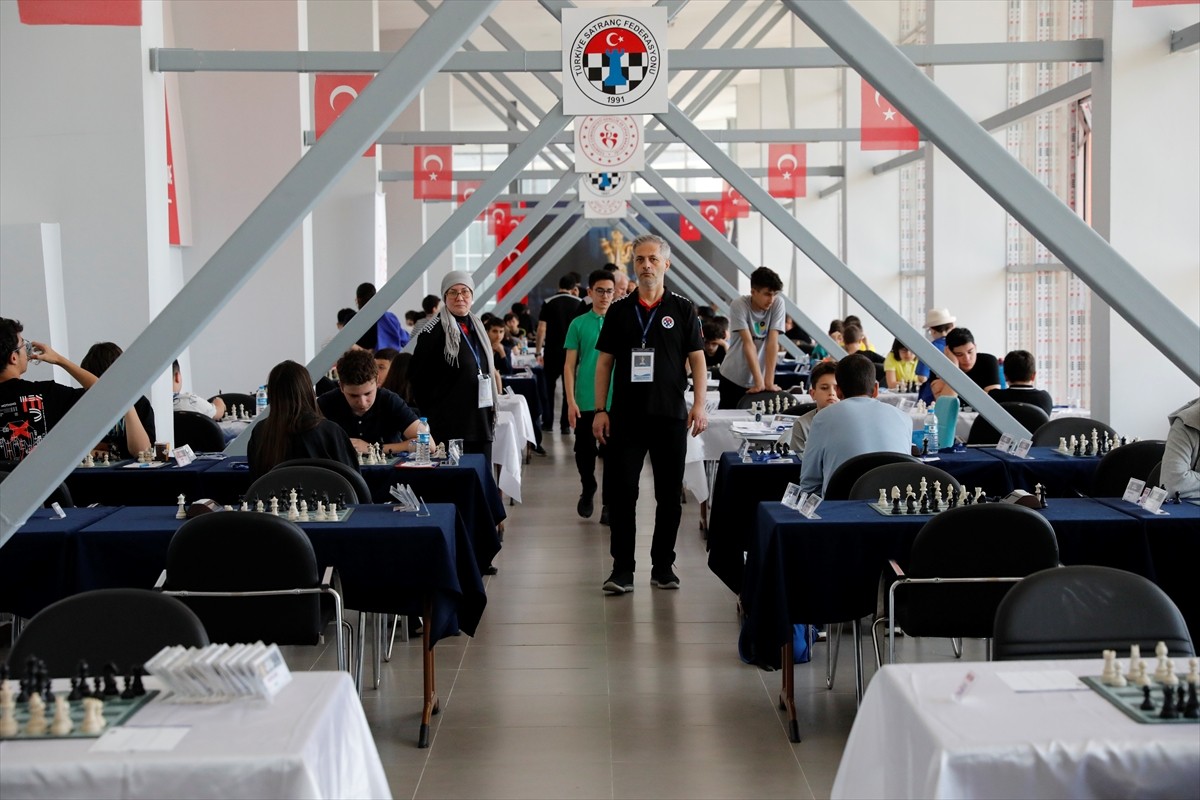 Türkiye Satranç Federasyonu tarafından 19 Mayıs Atatürk'ü Anma, Gençlik ve Spor Bayramı...