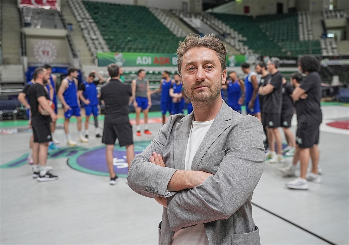 Türkiye Sigorta Basketbol Süper Ligi ekiplerinden Bursaspor Yörsan, play-in mücadelesinde Türk...