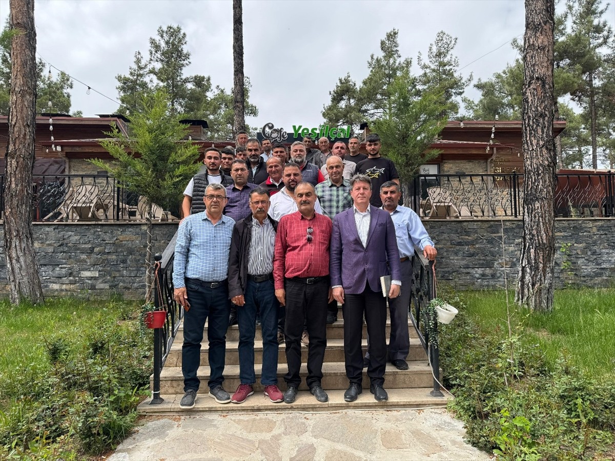 UNESCO'nun Somut Olmayan Kültürel Miras Listesi'nde yer alan Denizli'nin Çal ilçesindeki 852...