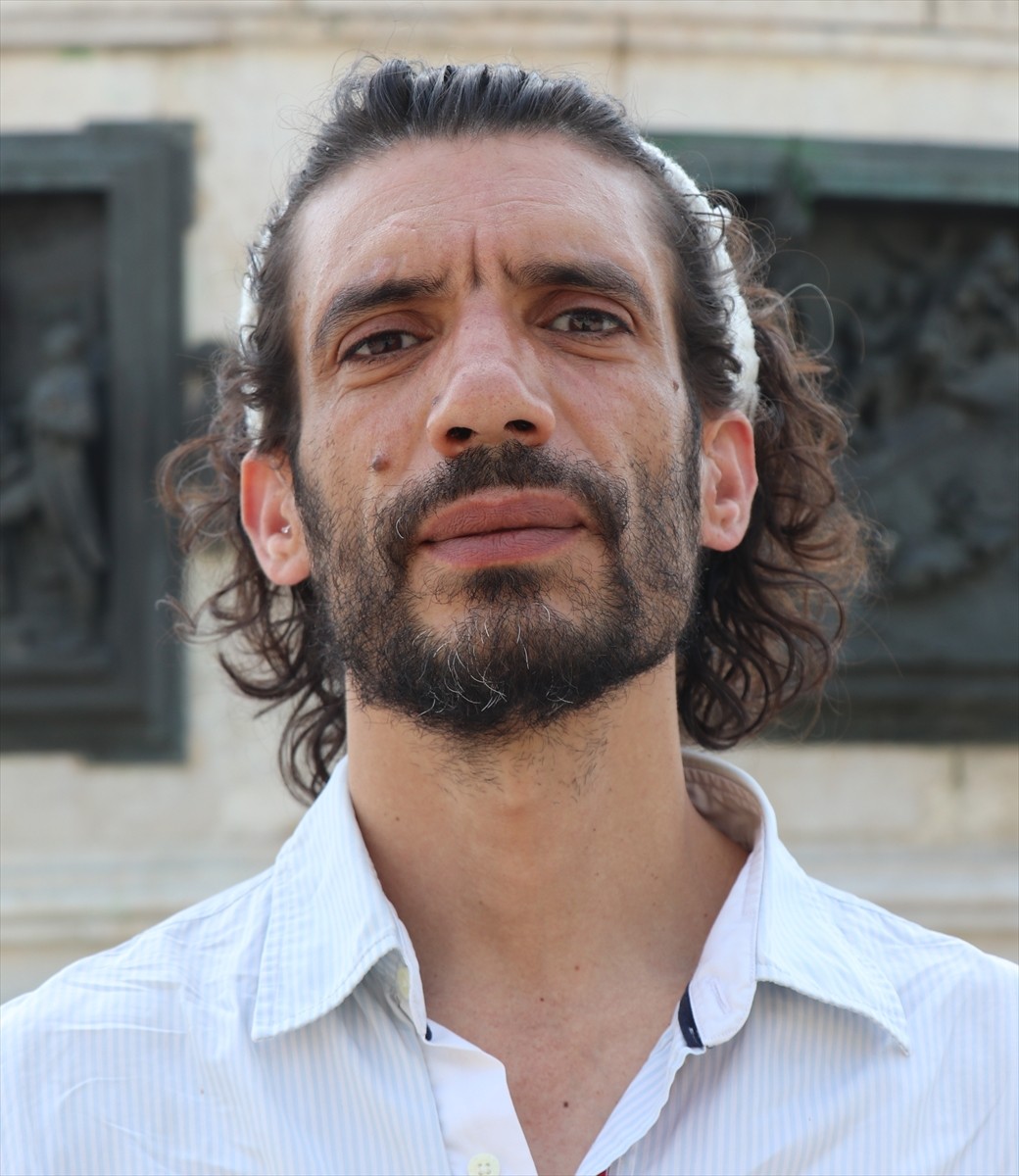 Urgence Palestine'in (Acil Filistin) eş kurucusu Filistinli Omar Alsoumi, İsrail'in Gazze'deki...