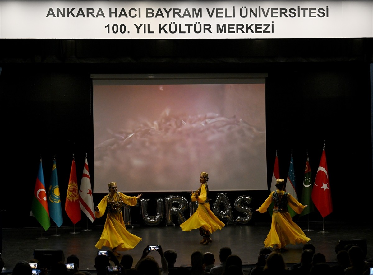 Ankara Hacı Bayram Üniversitesi ve Hasan Ali Yücel Sosyal Bilimler Lisesi iş birliğinde Türk...