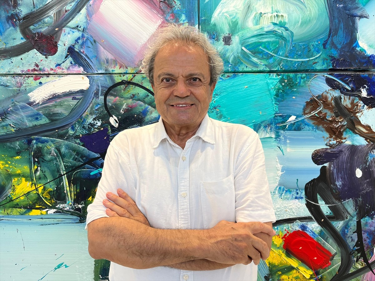 Antalya'da Azerbaycanlı ressam Prof. Dr. Orhan Cebrailoğlu'nun (fotoğrafta) eserleri "Velhasıl"...