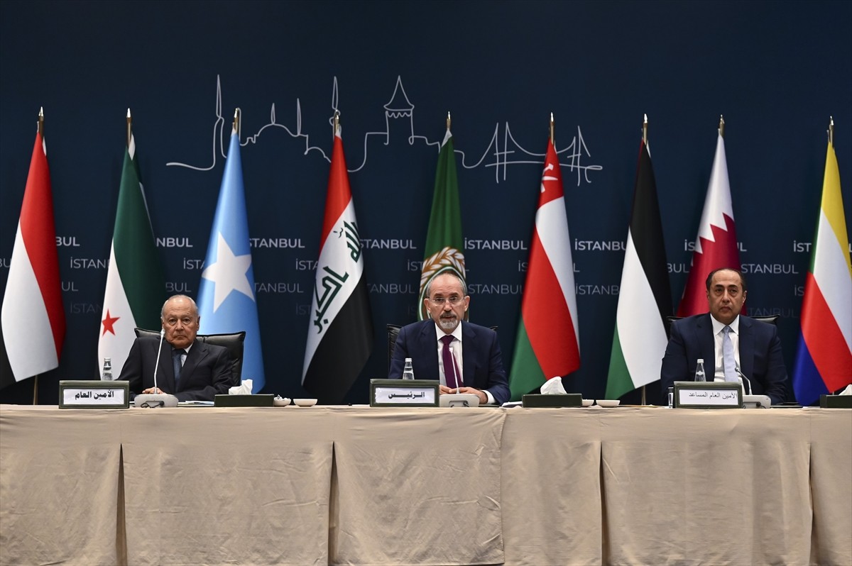 Arap Birliği Dışişleri Bakanlarının, İsrail'in İran'a yönelik saldırılarıyla başlayan çatışmalarla...